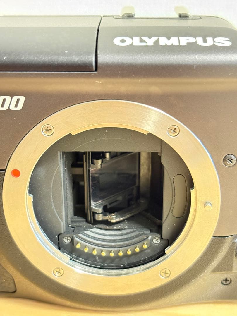 OLYMPUS E-300 デジタル一眼レフカメラ 本体
