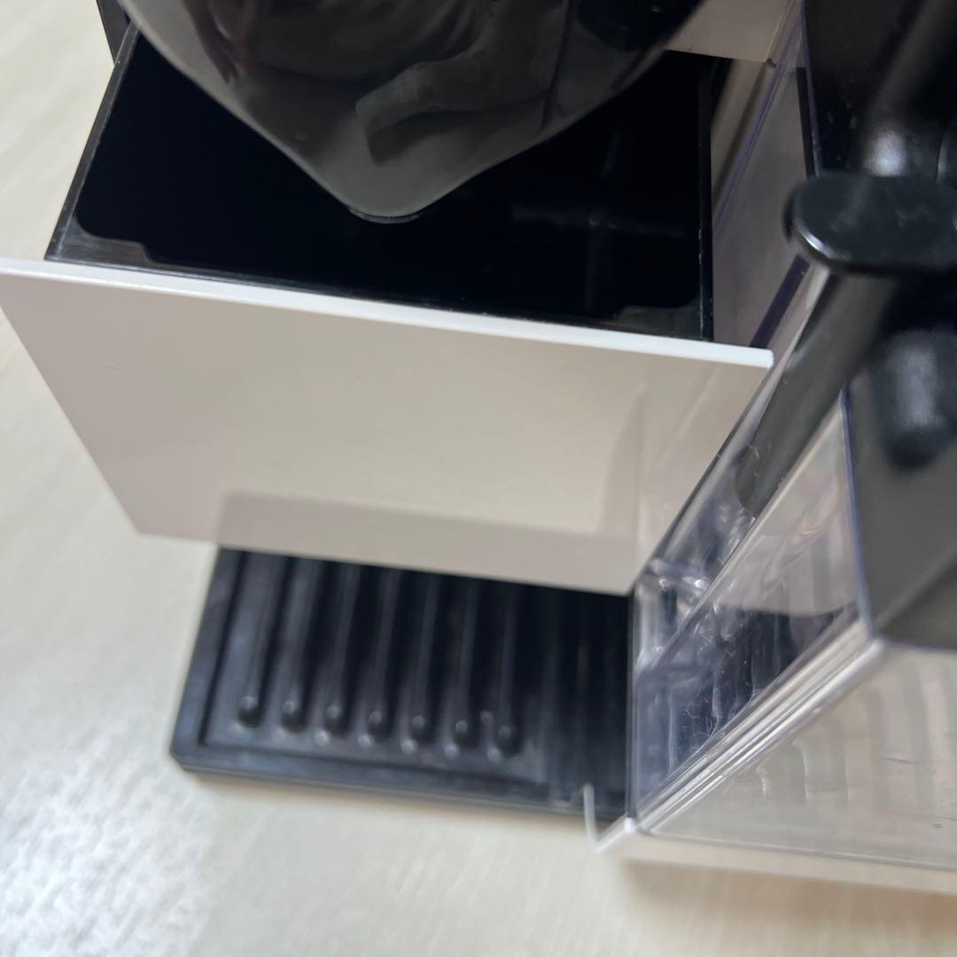 Nespresso カプセル式エスプレッソマシン