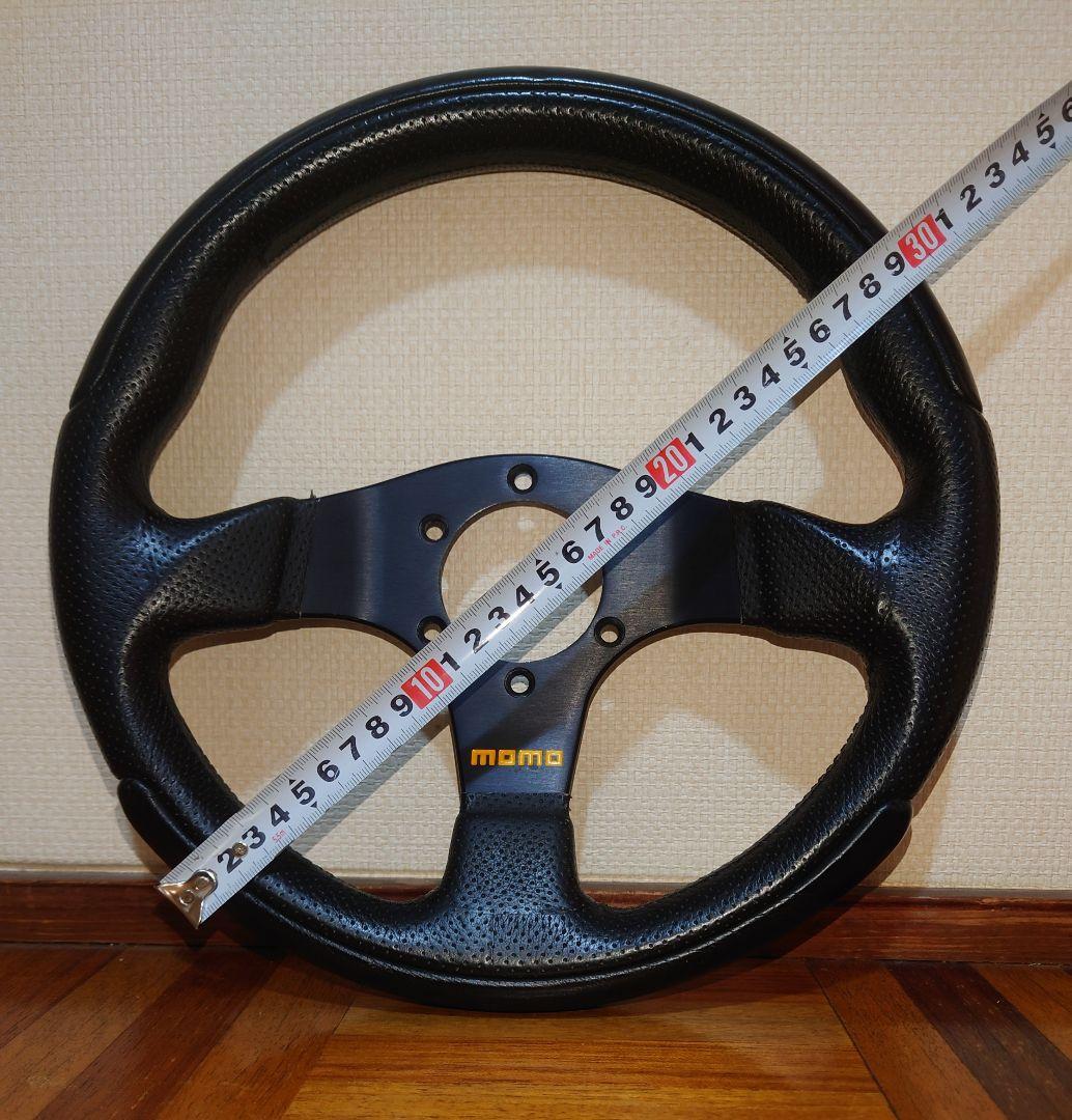 momo ステアリング 30パイ