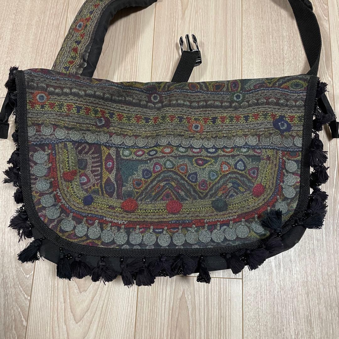 【希少黒】undercover 民族柄 転写 メッセンジャーバッグ scab