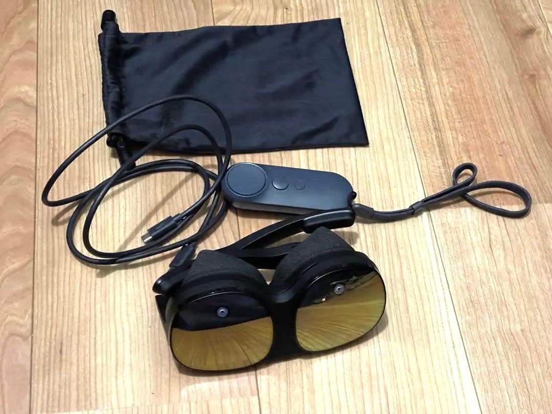 HTC VIVE Flow VRグラス (コントローラー付)