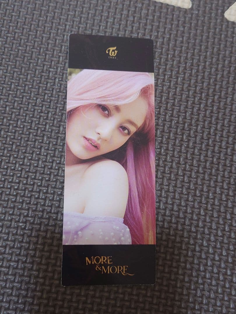 TWICE ジヒョ jihyo トレカ セット kpop 缶バッチ