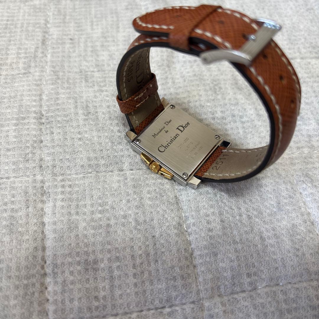 CHRISTIAN DIOR　スクエア　腕時計　レザーベルト