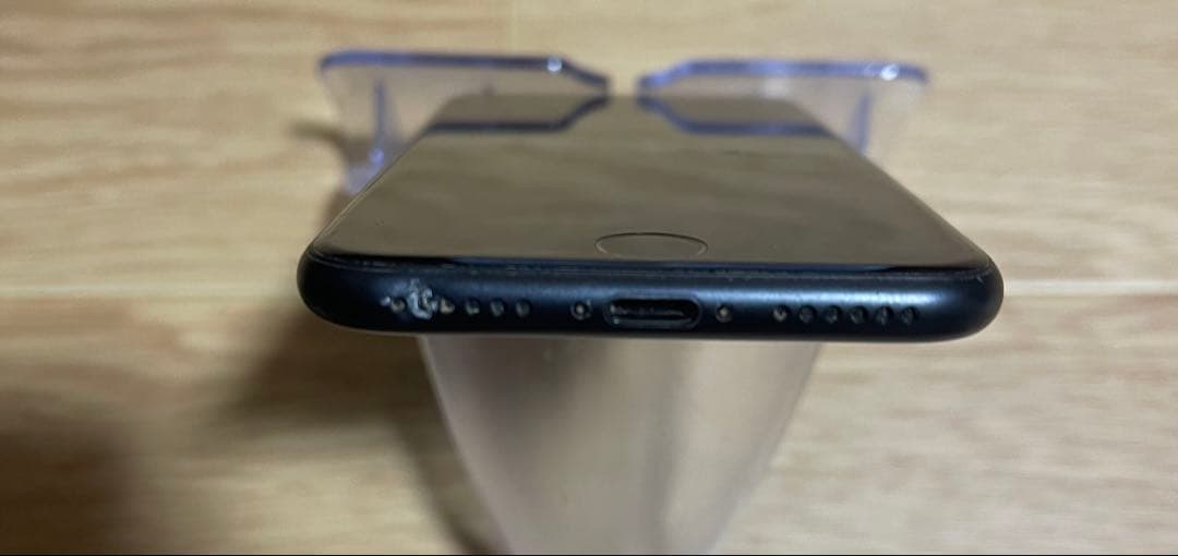 IphoneSE2 ブラック128GB SIMフリーバッテリー89％良品