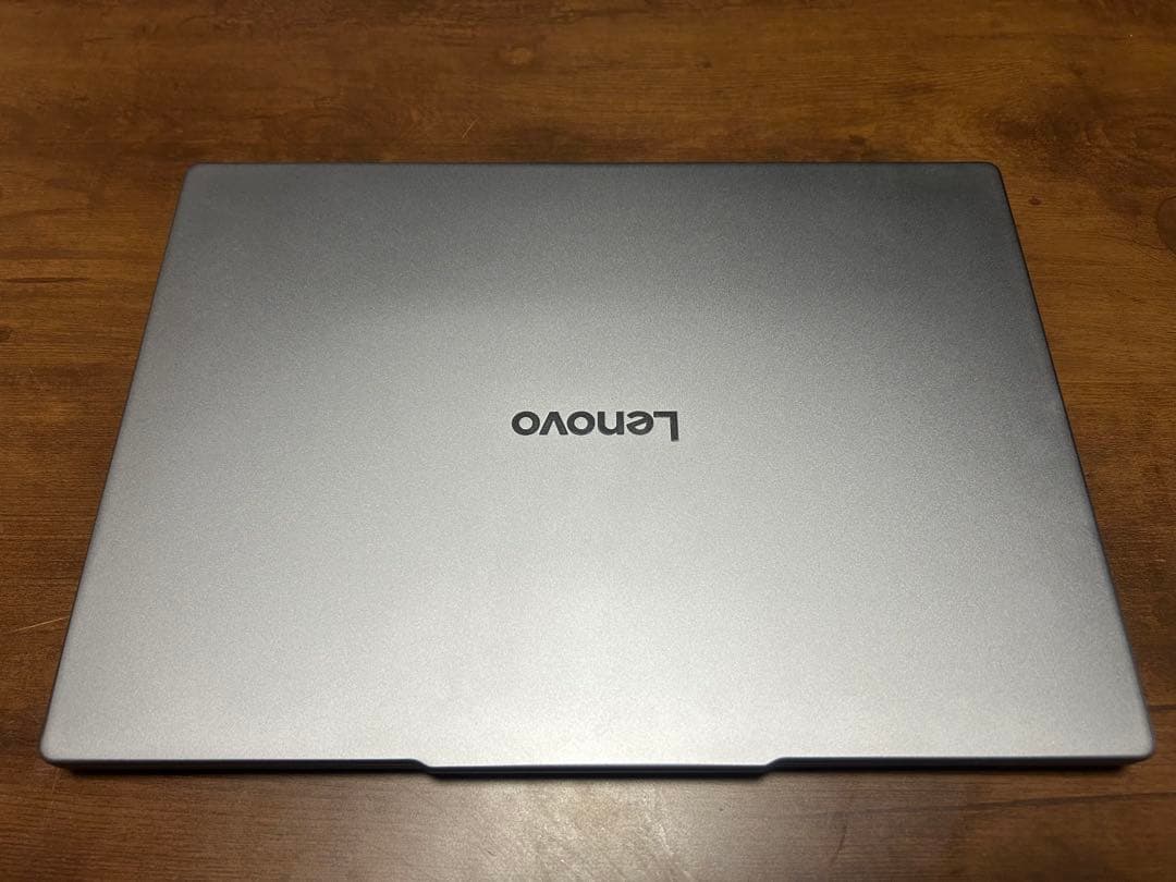 Lenovo IdeaPad Slim 5 Gen 10 ルナグレー