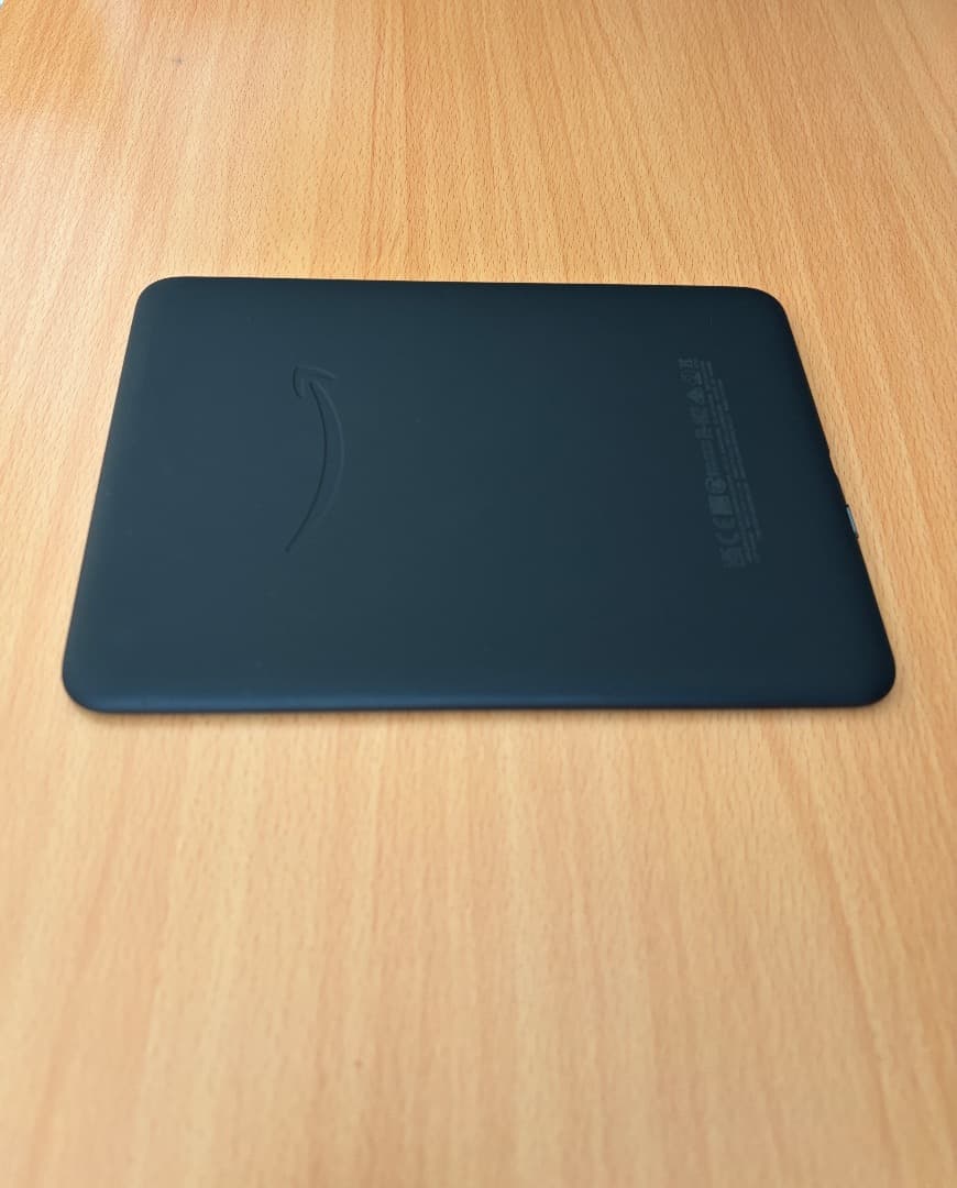 【ざぶとん】第12世代Kindle Paperwhite 本体