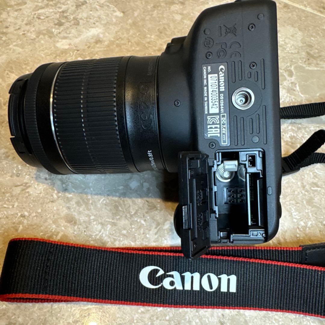【新品】Canon 一眼レフ
