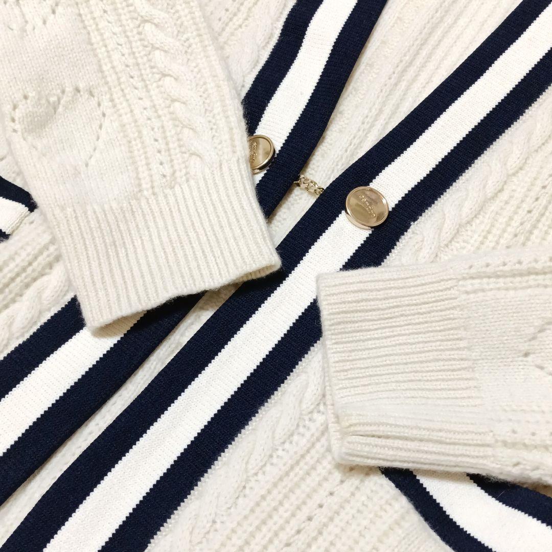 サンドロ　ウールパンチングロゴカーディガン 　金ボタン　ニット　バイカラー