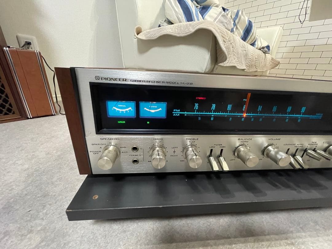 珍しいPioneer SX-818ステレオレシーバー