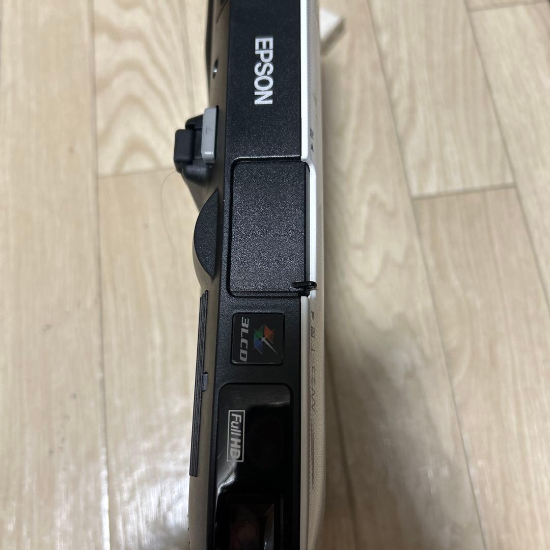 EPSON EB-1795F プロジェクター