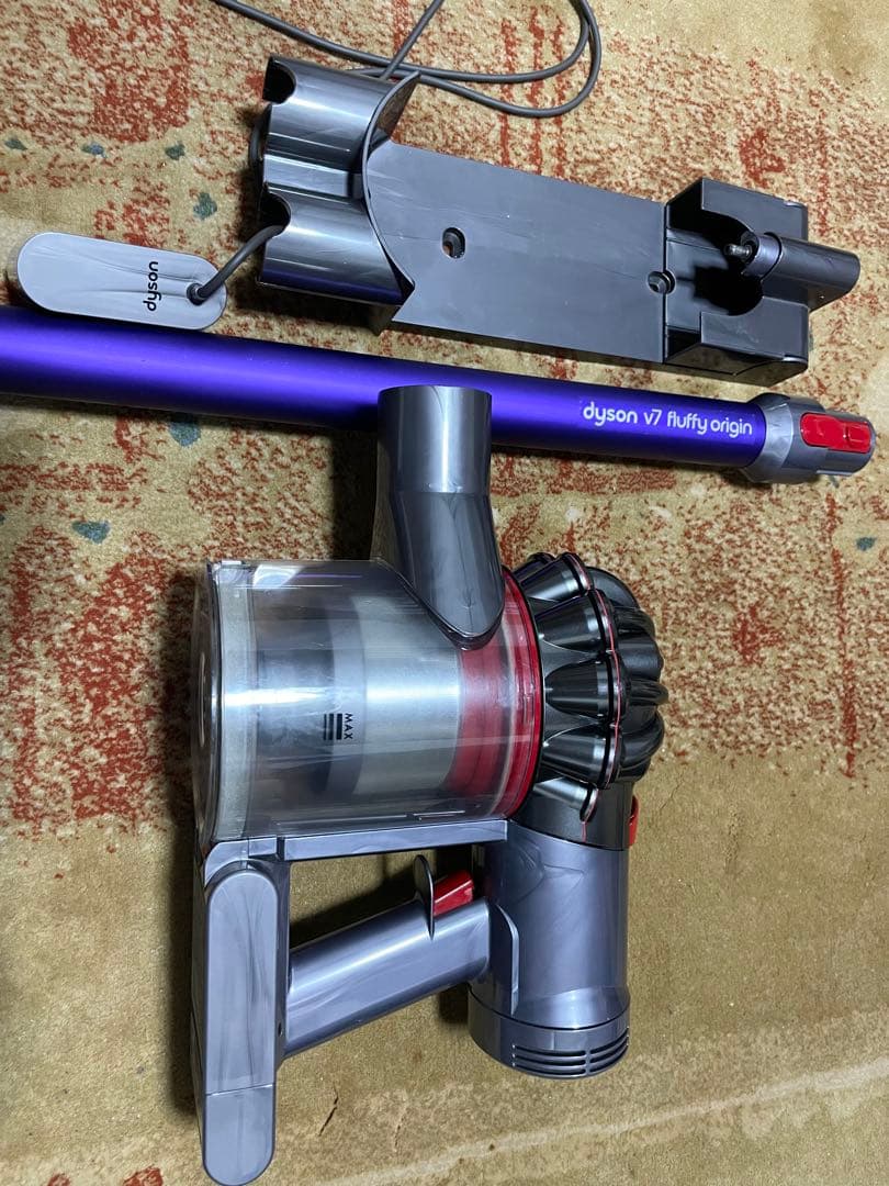 ダイソン　Dyson V7 Fluffy パーツ分解　アルコール除菌済み