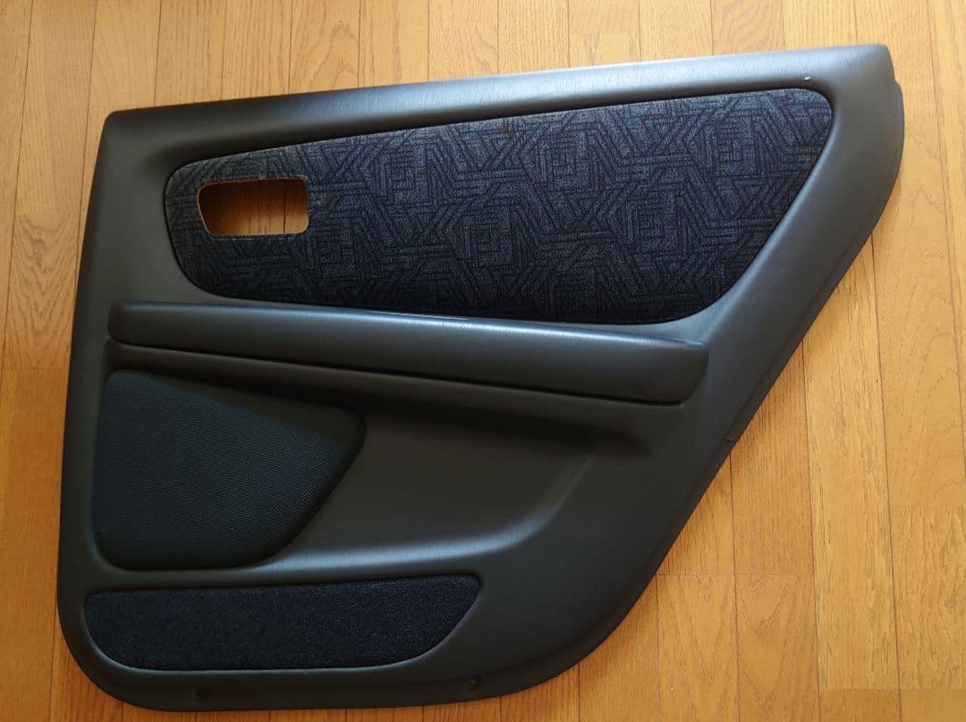 JZX100 チェイサー 内装 内張り(右側のみ)