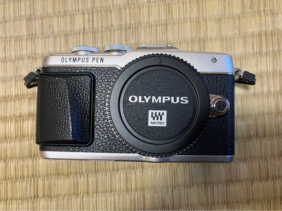 KRGMOLYMPUS PEN Lite E-PL7ボディシルバーレンズ無
