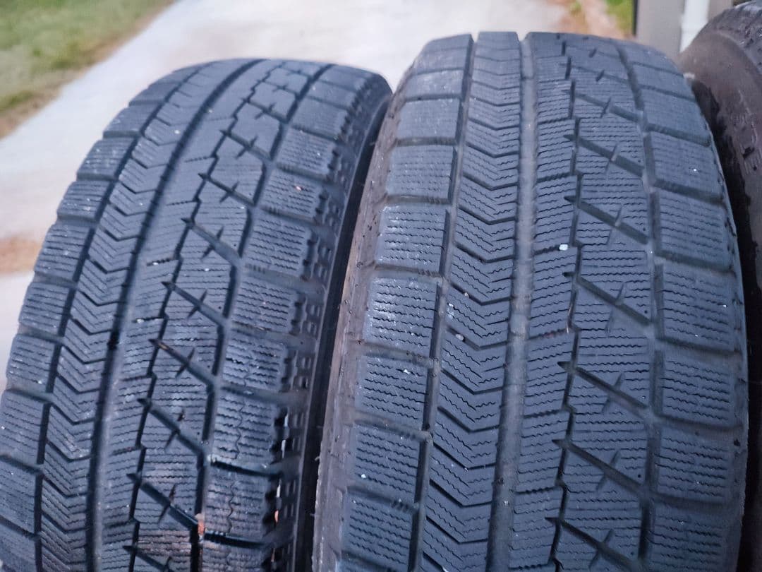 怪*ル様 VW ゴルフ 6 / 7 等 スタッドレス ホイール４本セット195/