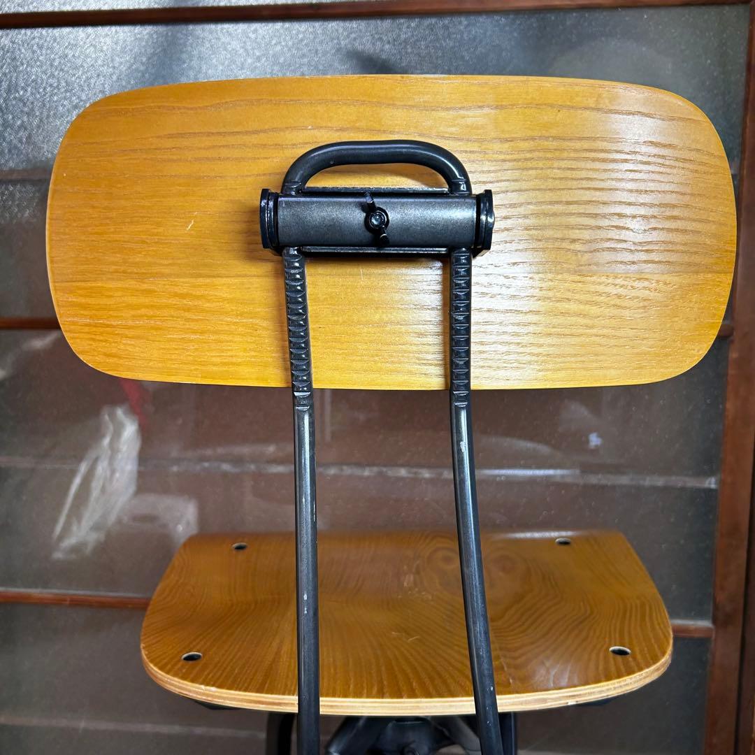 カウンターチェア　ドラフティングチェア　インダストリアル　武骨でお洒落な佇まい！