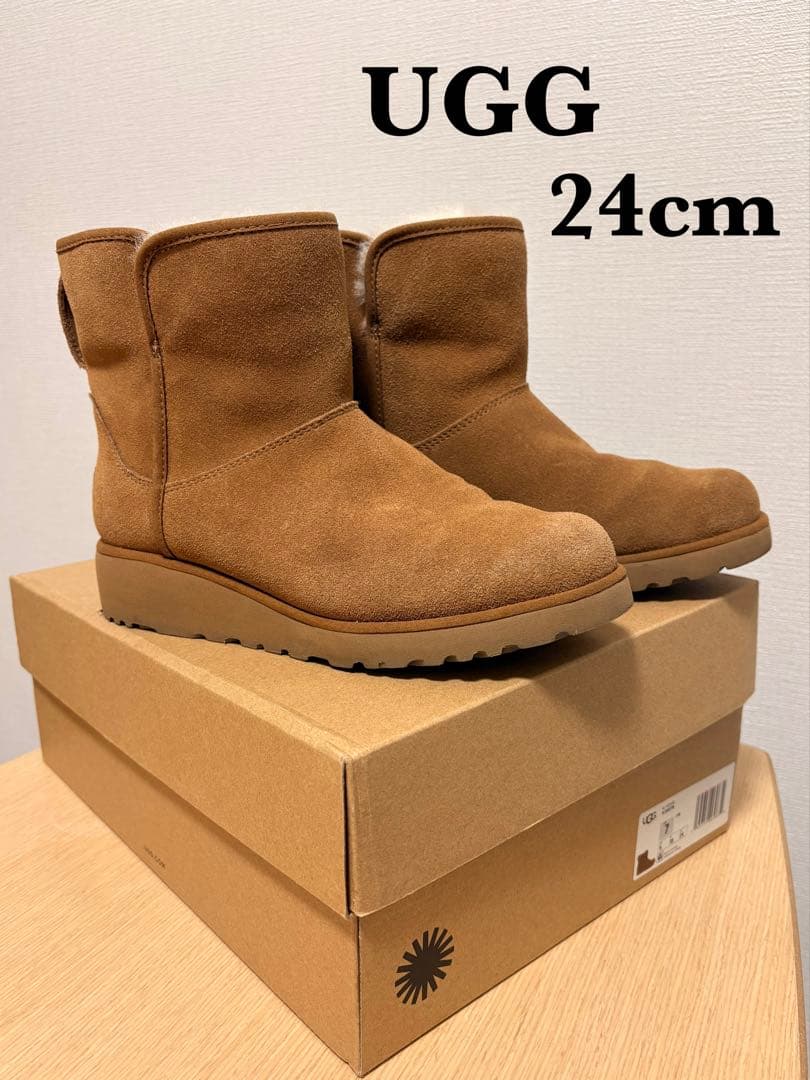 アグ　UGG ゆかり