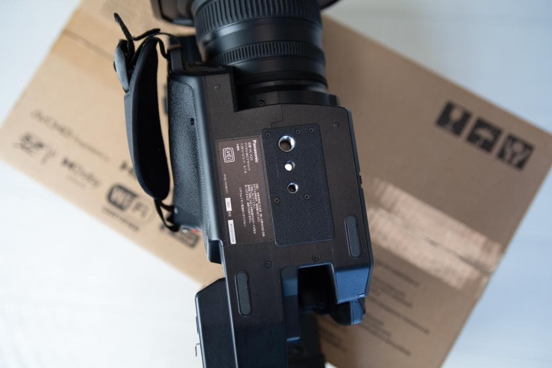 Panasonic HC-X20-K 業務用ビデオカメラ 通電時間38h