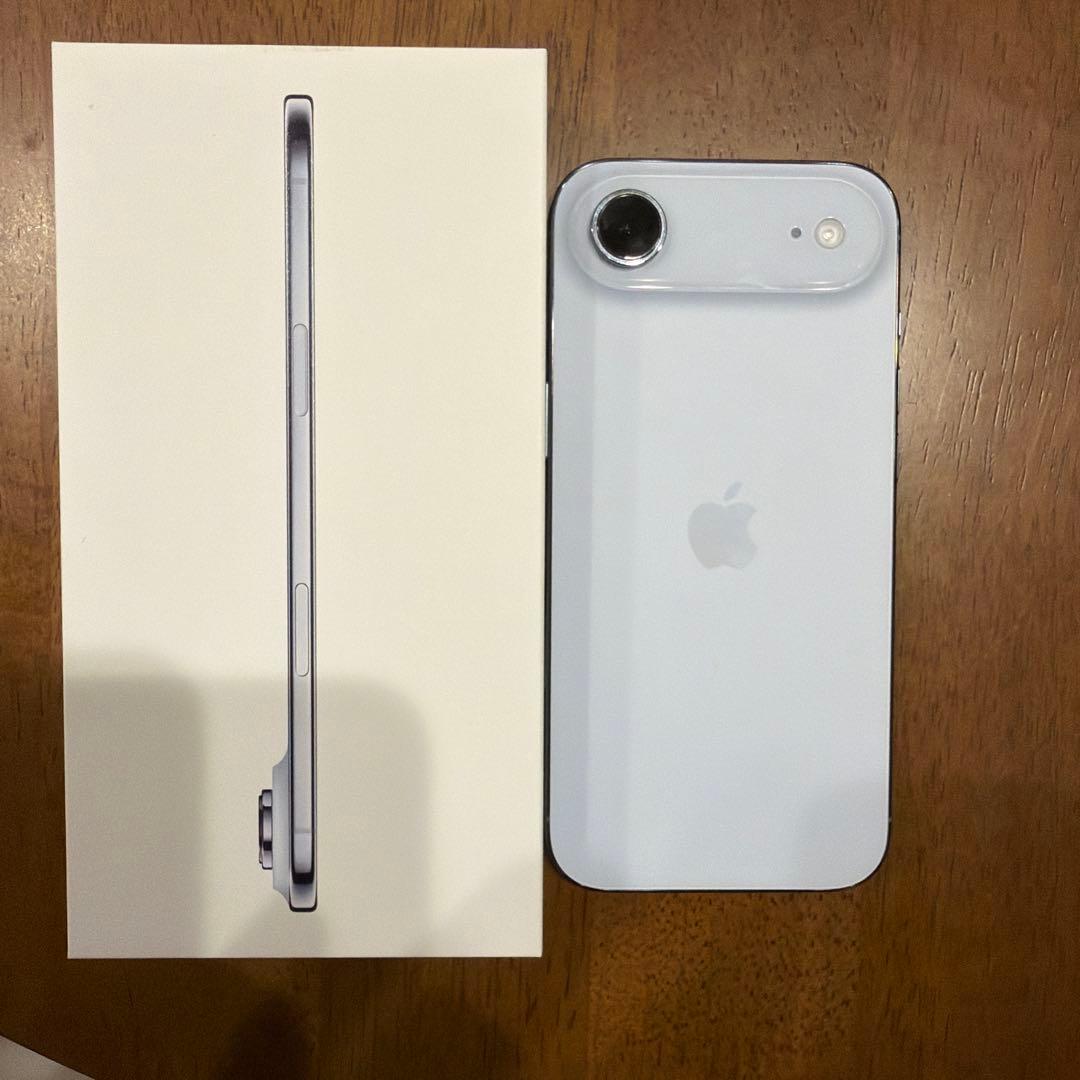 iPhone Air 256GB スカイブルー