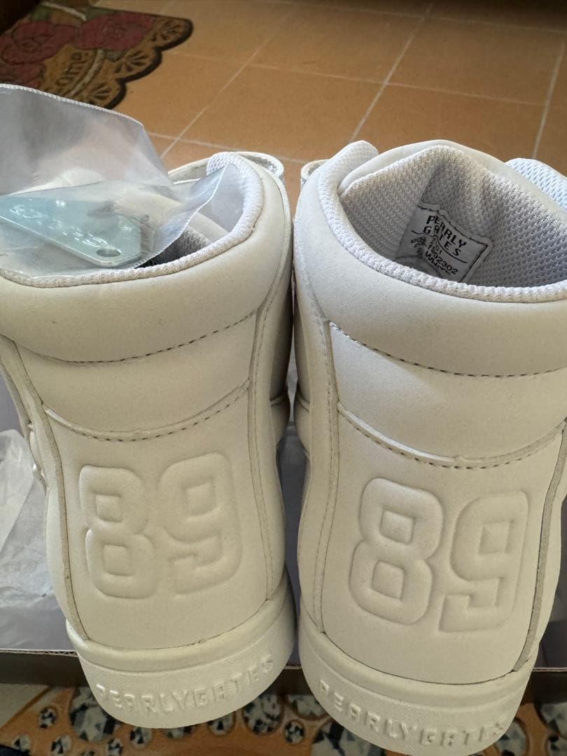 高島屋新品未使用箱袋付PEARLYGATES ホワイト23.5cm¥14000