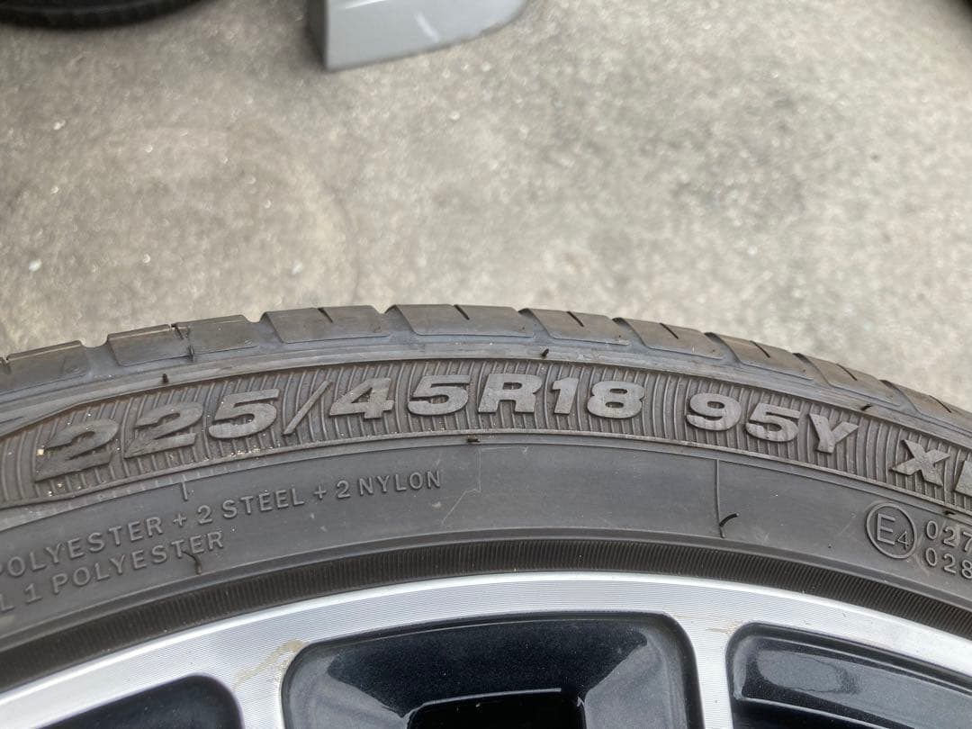 タイヤバリ山！美品！LAFFITE 18インチアルミ　225/45R18