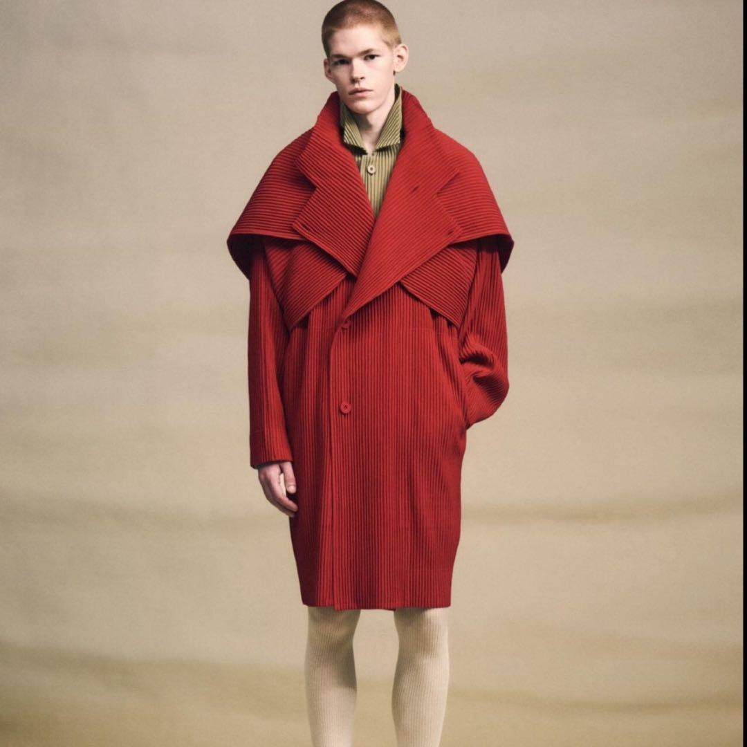 新品 未使用✨26SS オムプリッセ イッセイミヤケ　サイズ３　レッド