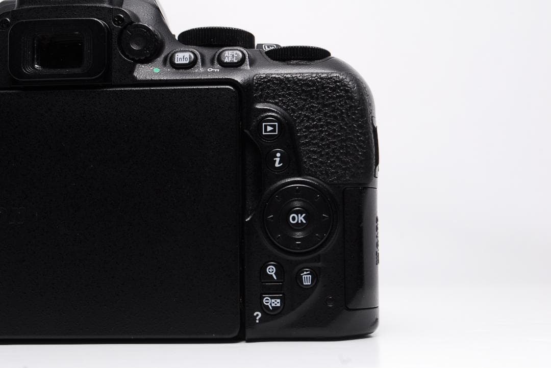 ✨Wi-Fi搭載機 届いてすぐ使える✨ Nikon D5500 レンズセット