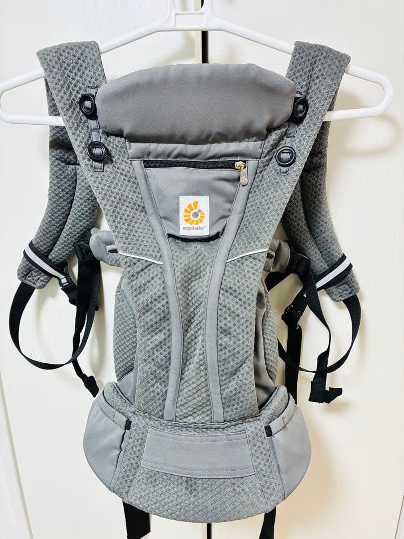 ぴぴ美 エルゴベビー 抱っこ紐 オムニブリーズ　グレー