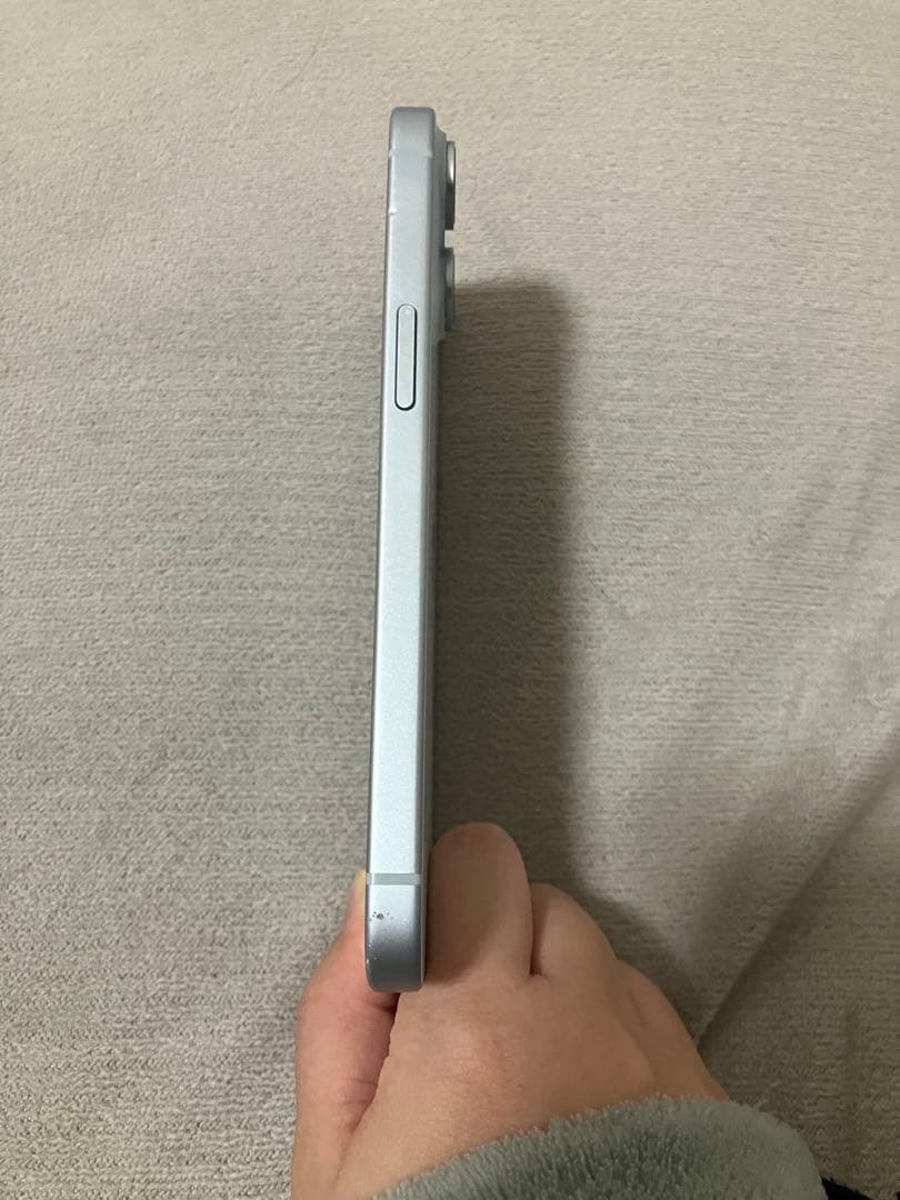 Apple iPhone 15 ブルー　本体