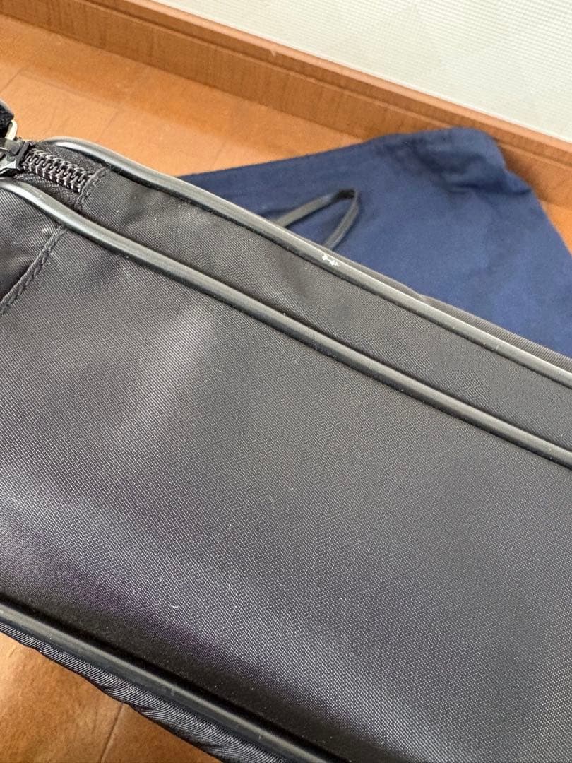 PRADA プラダ ビジネスバッグ ブリーフケース ナイロン 三角ロゴ 黒