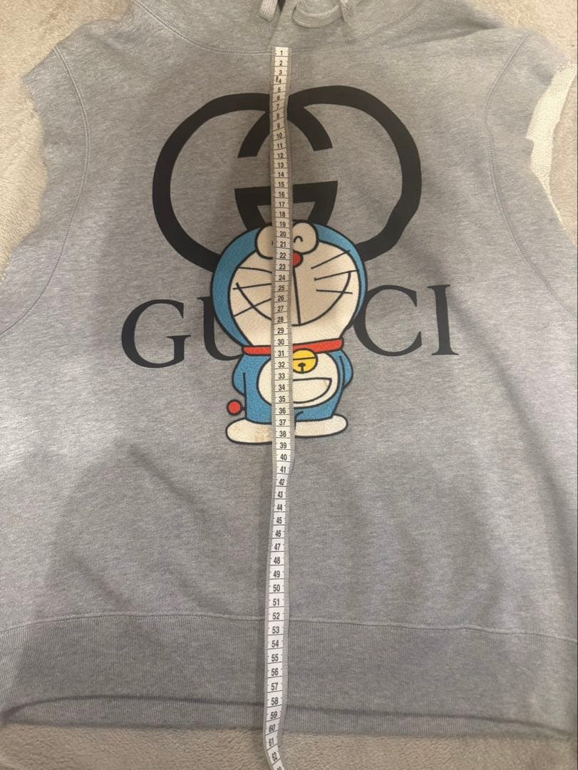 GUCCI ドラえもん フード付きノースリーブパーカー グレー