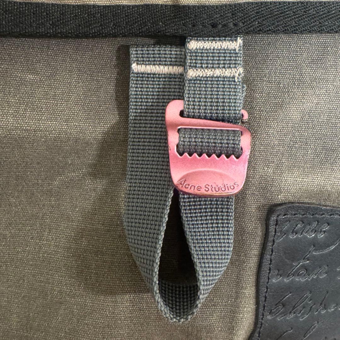 【美品】ショルダー（メッセンジャー）バッグ 【Acne Studios】