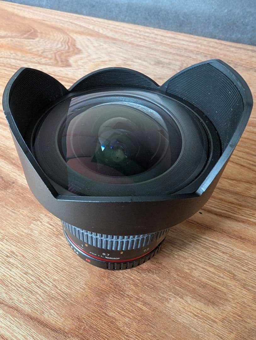 Samyang 14mm F2.8 ED AS IF UMC 広角レンズ