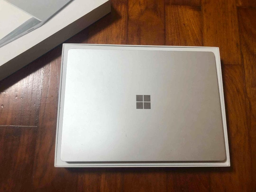 【ジャンク品】Microsoft Surface Laptop シルバー 本体