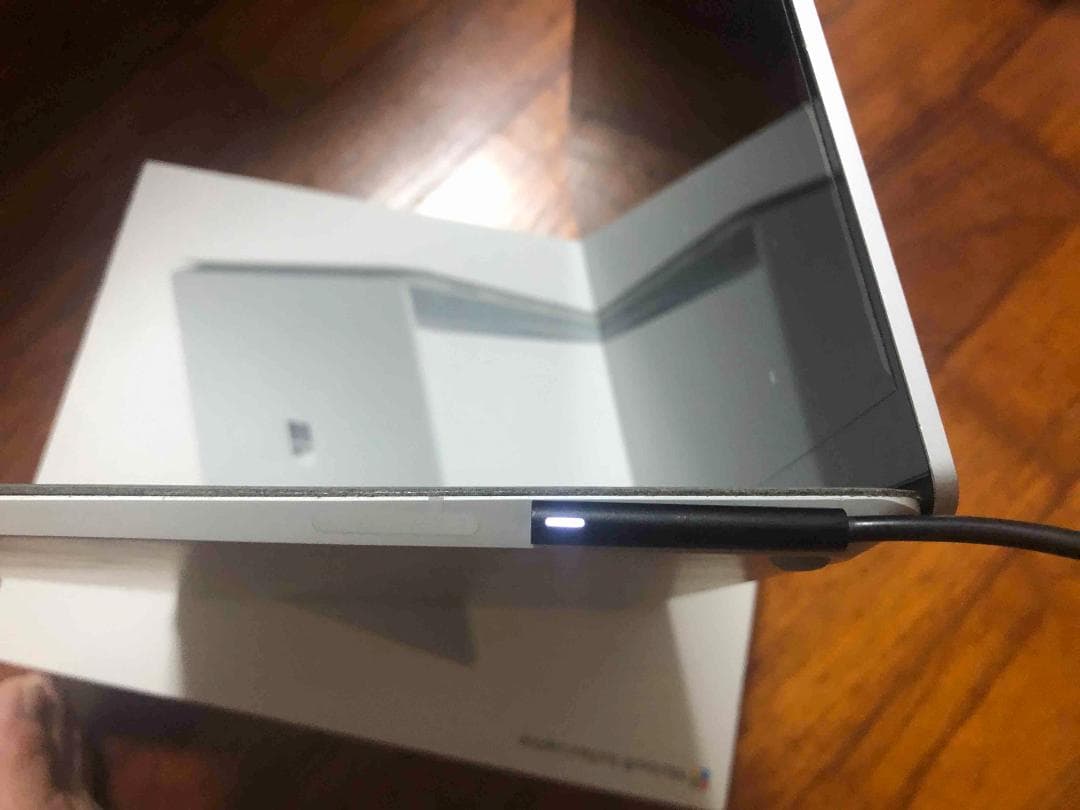 【ジャンク品】Microsoft Surface Laptop シルバー 本体