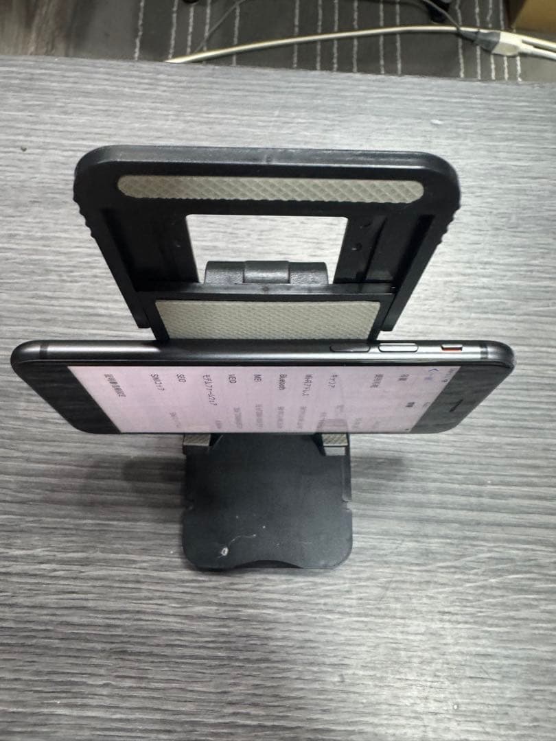 Apple iPhone 8 スペースグレー 本体64GB シムフリー12-1