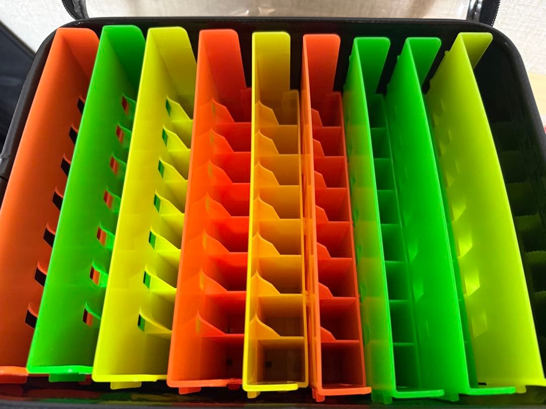 有名メーカー　未使用多数　イカメタル　オモリグ　エギ33本　バレーヒルケース付き