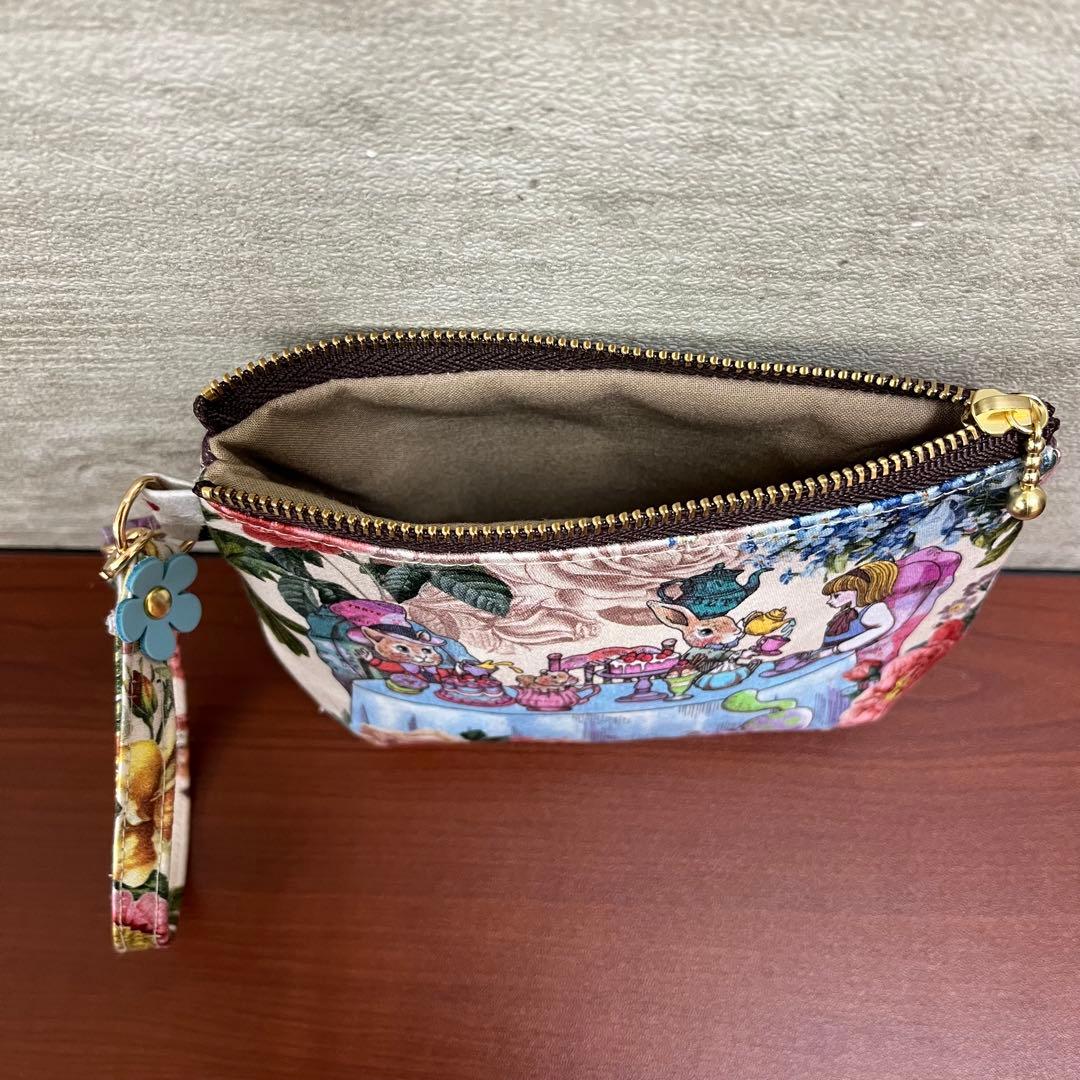 ジョリーフルール　新作メゾンドクチュール　たっぷりフリルトート＆14㎝ポーチ　①