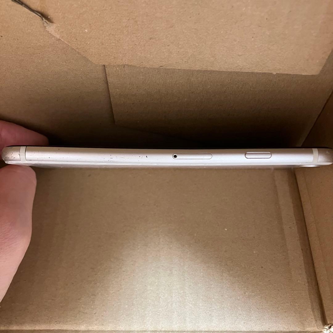 スマートフォン本体 Apple iPhoneSE3