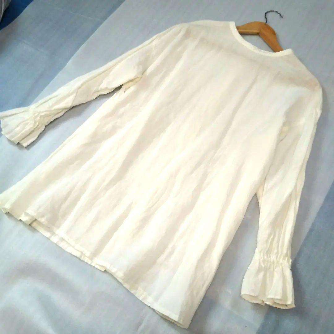 タグ付き　ネストローブ　リネン近江晒しラッフル袖2wayブラウス 　白