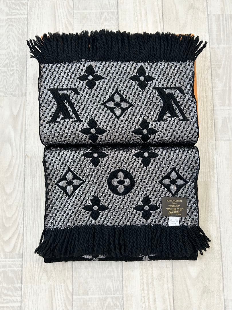 【Louis Vuitton】エシャルプロゴマニアシャイン ノワール