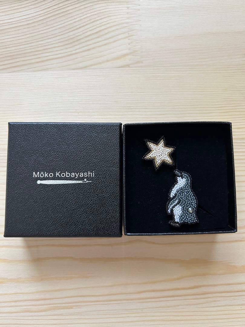 小林モー子 ピンズ 2点