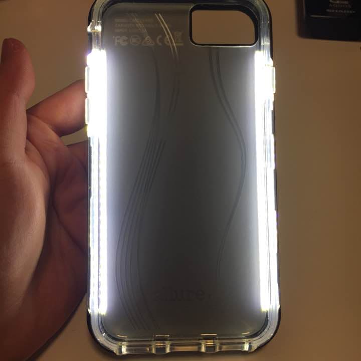 光るiPhoneケース リング付き