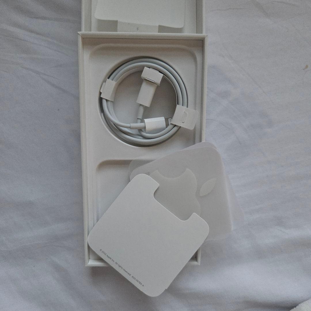 Apple iPhone 14 128GB 本体