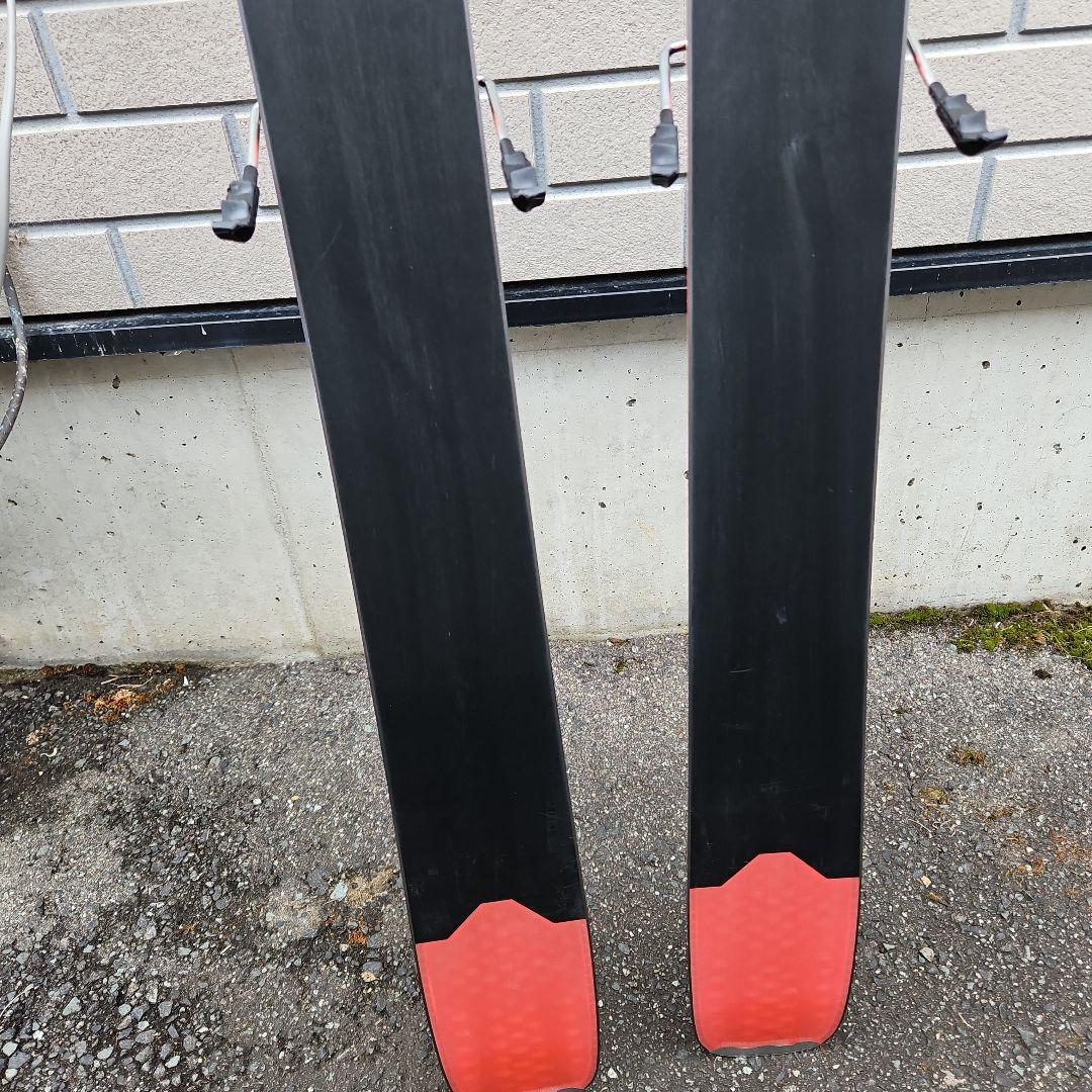 スキー 板・ビンディング（男性174cm／73kgが使用）