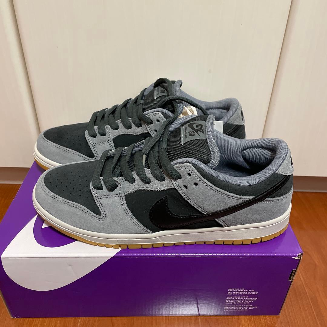 新品Nike SB Dunk Low Pro スモークグレー×ブラック