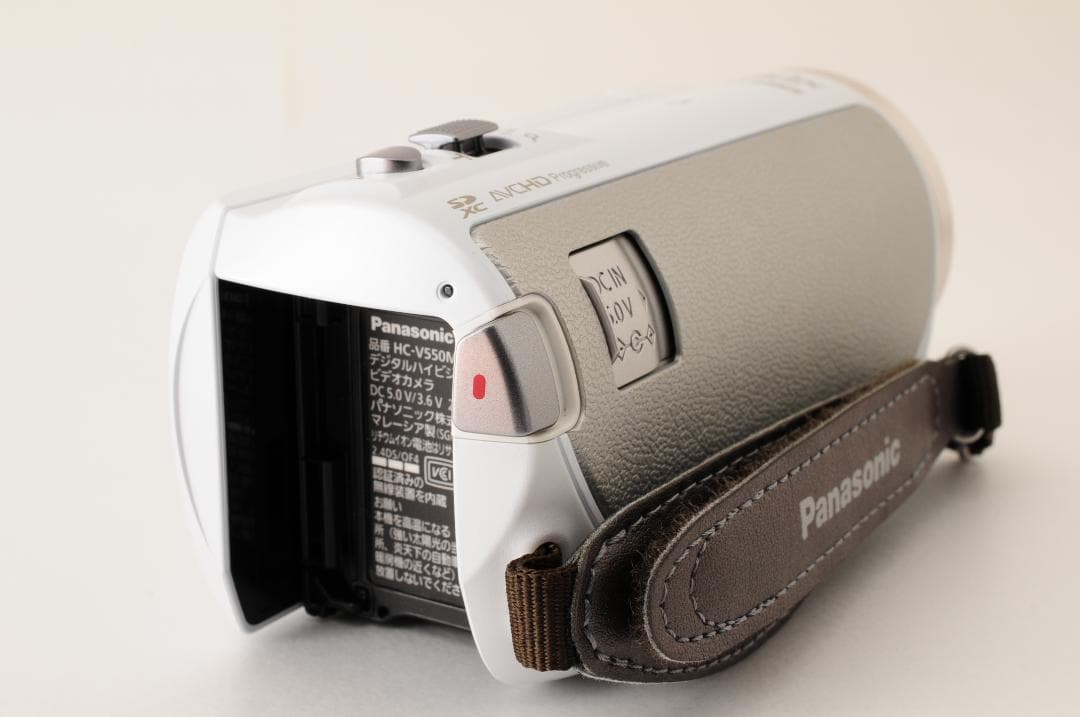 【ほぼ新品 箱付き】パナソニック Panasonic HC-V550M ホワイト