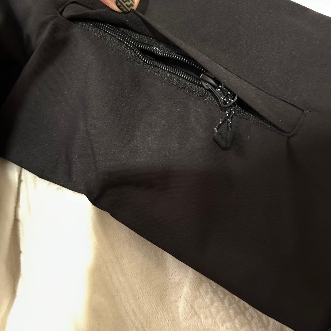 新品　未使用　メンズ　スキー（スノボ）ウェア　つなぎ　Ｍサイズ　大きめ　タグなし