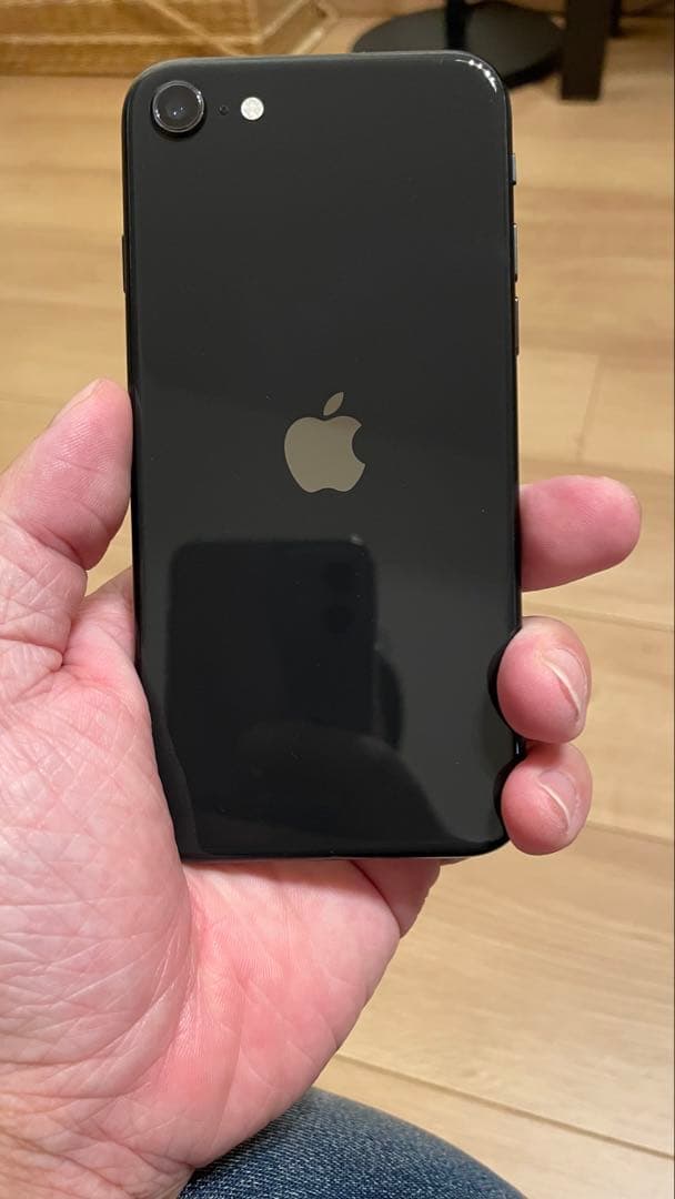 iPhone SE2 第二世代64GB ブラック