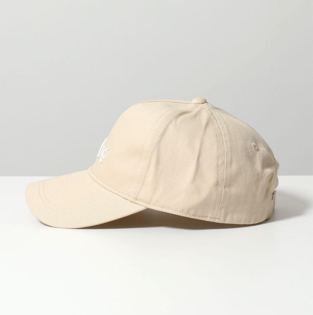 Chloé ベージュ刺繍ロゴキャップ