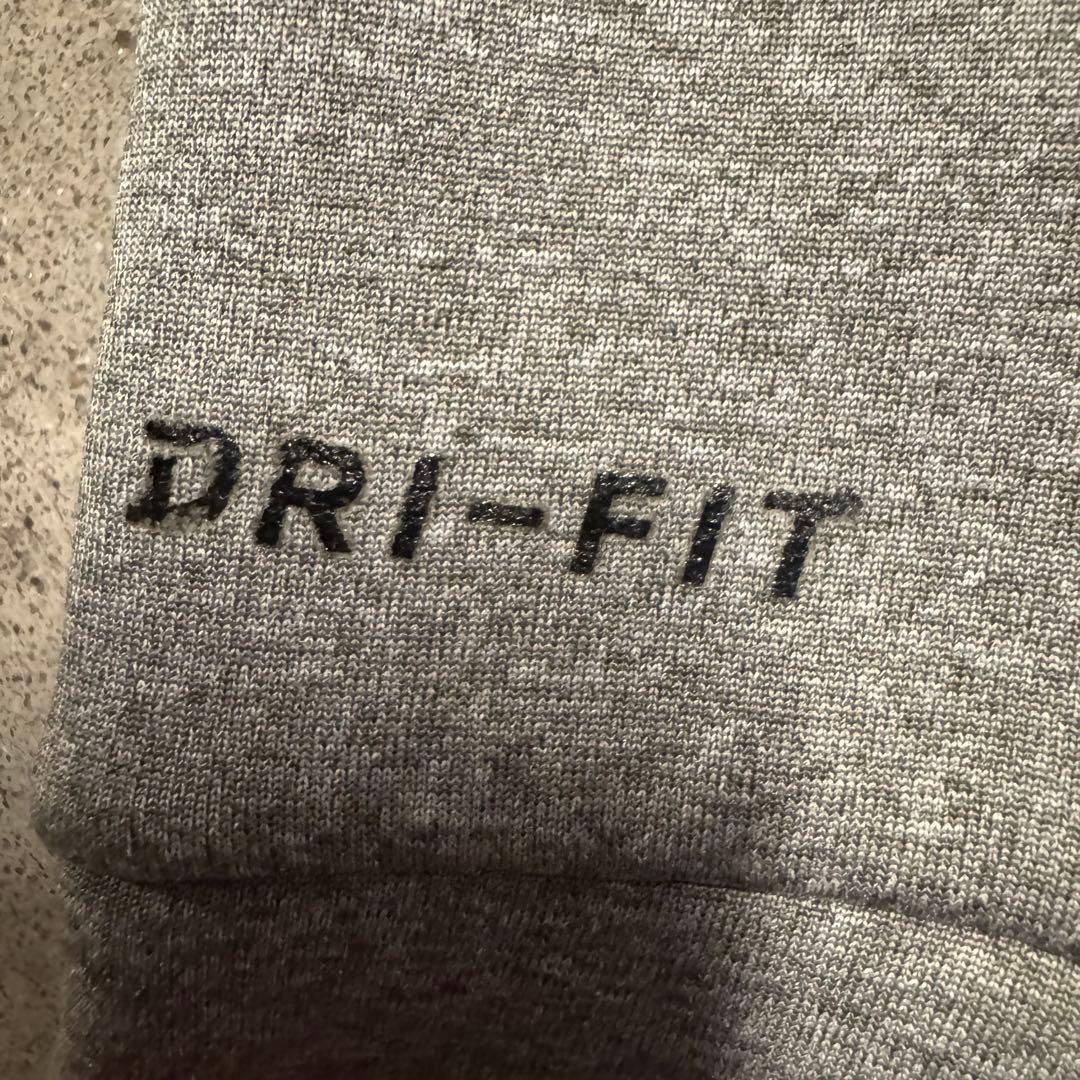 NIKE上下セットアップ　ナイキ　スウォッシュ　グレー